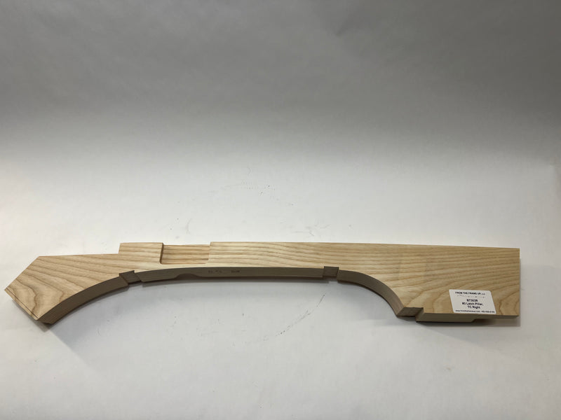 BT303R-Latch pillar, right