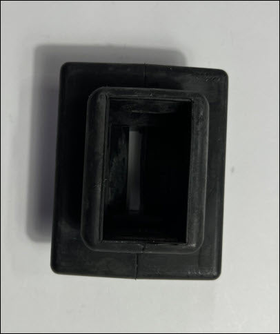 RU207-Trunnion Boot, front