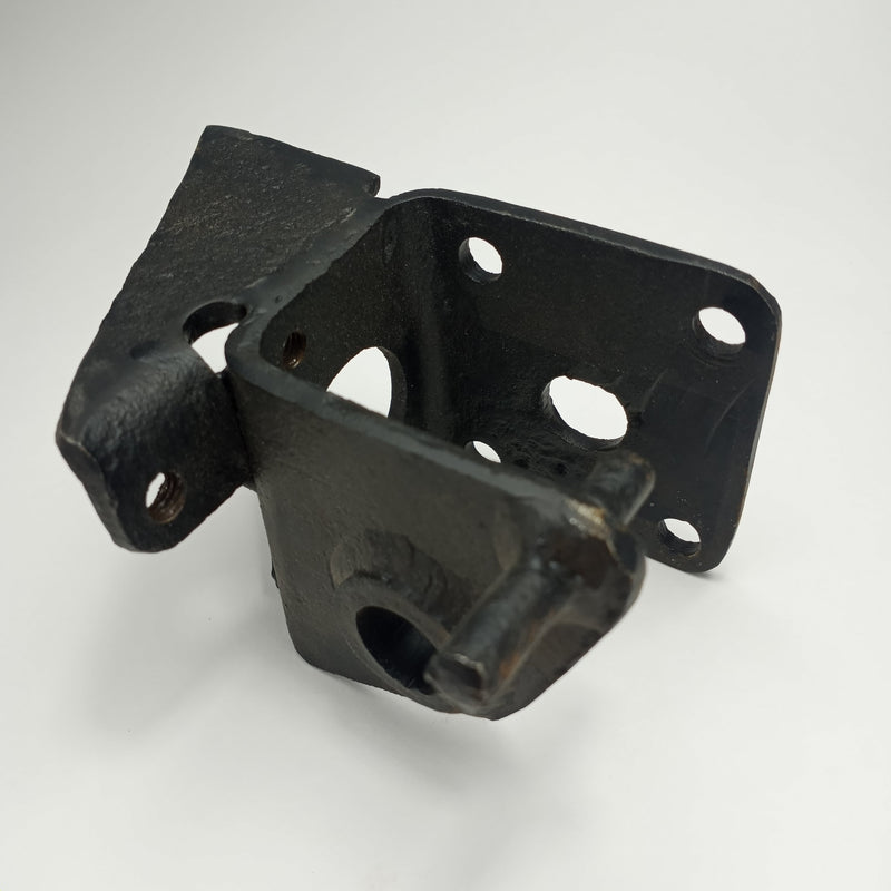 Pedal bracket