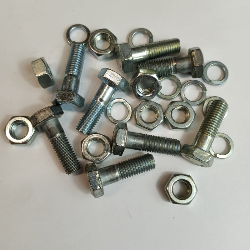 TC EXU rear bumper chassis bracket fastener set, rear