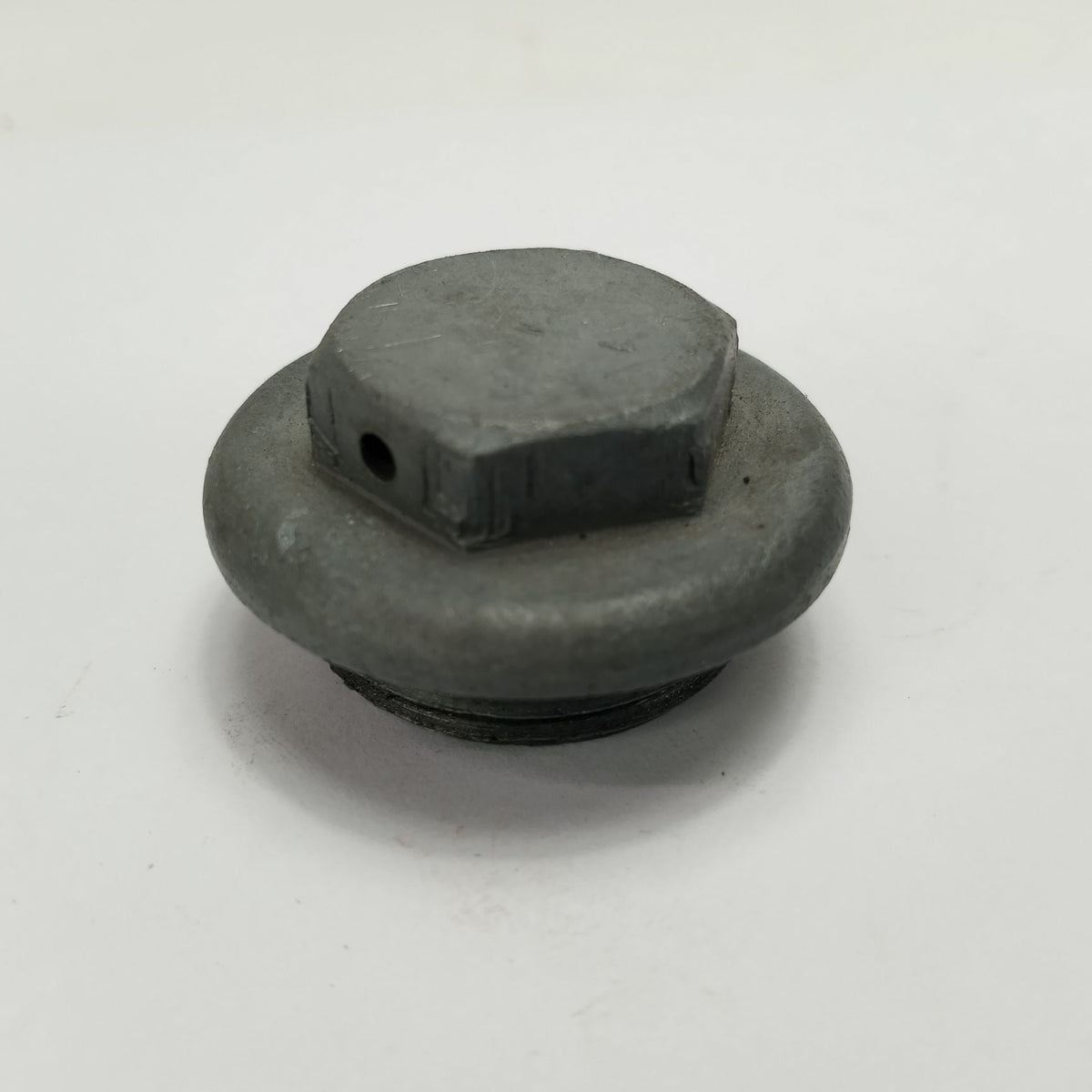 GE106Filler plug, oil filler neck — From The Frame Up