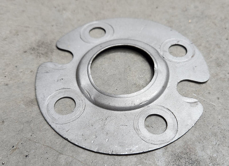 KL012-Retainer backplate. spigot bearing